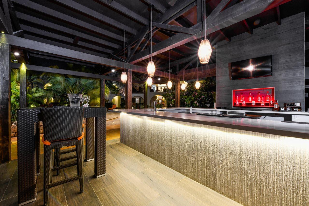Talk Of The Town Beach Hotel & Beach Club By Gh Hoteles Ораньестад Экстерьер фото